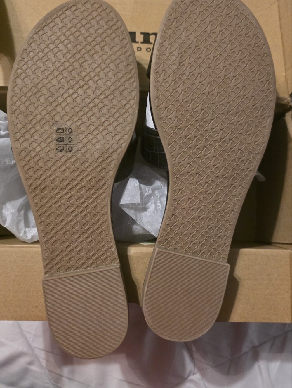 Black Slides - Picture 2 of 3